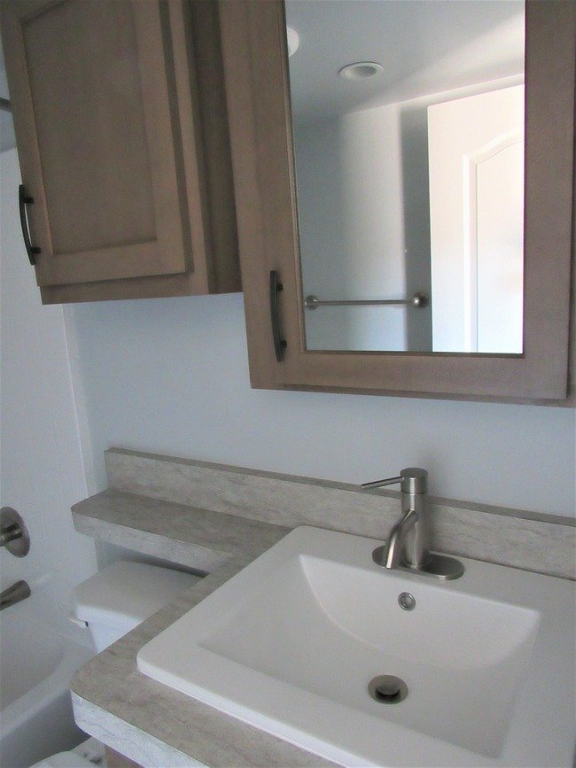 Driftwood Tiny Home 1 Bed, 1 Bath, Loft - 399 sq ft - Image 11