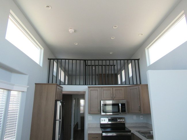 Driftwood Tiny Home 1 Bed, 1 Bath, Loft - 399 sq ft - Image 17