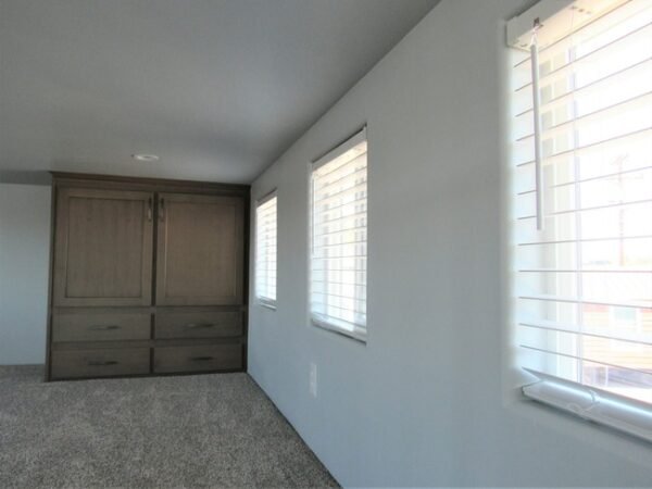 Driftwood Tiny Home 1 Bed, 1 Bath, Loft - 399 sq ft - Image 8