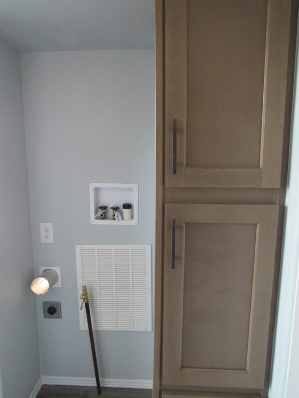 Driftwood Tiny Home 1 Bed, 1 Bath, Loft - 399 sq ft - Image 10