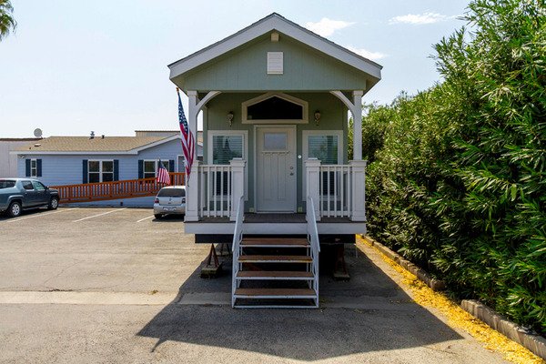 Wanderluxe Tiny House 1 Bed, 1 Bath, Loft - 399 sq ft - Image 9