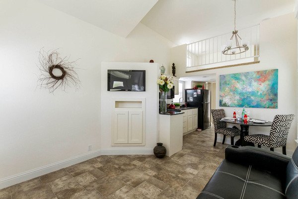 Wanderluxe Tiny House 1 Bed, 1 Bath, Loft - 399 sq ft - Image 11