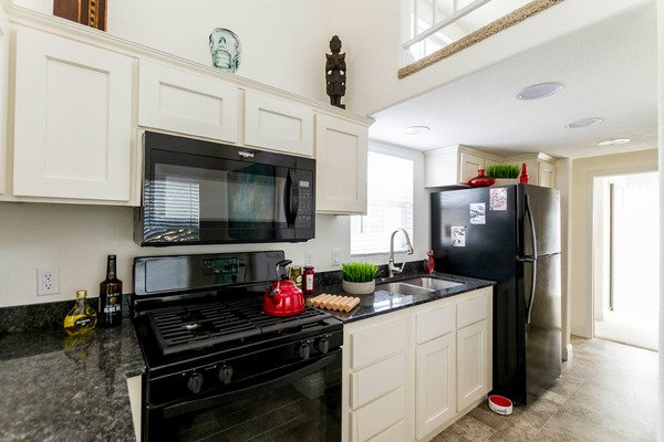 Wanderluxe Tiny House 1 Bed, 1 Bath, Loft - 399 sq ft - Image 14